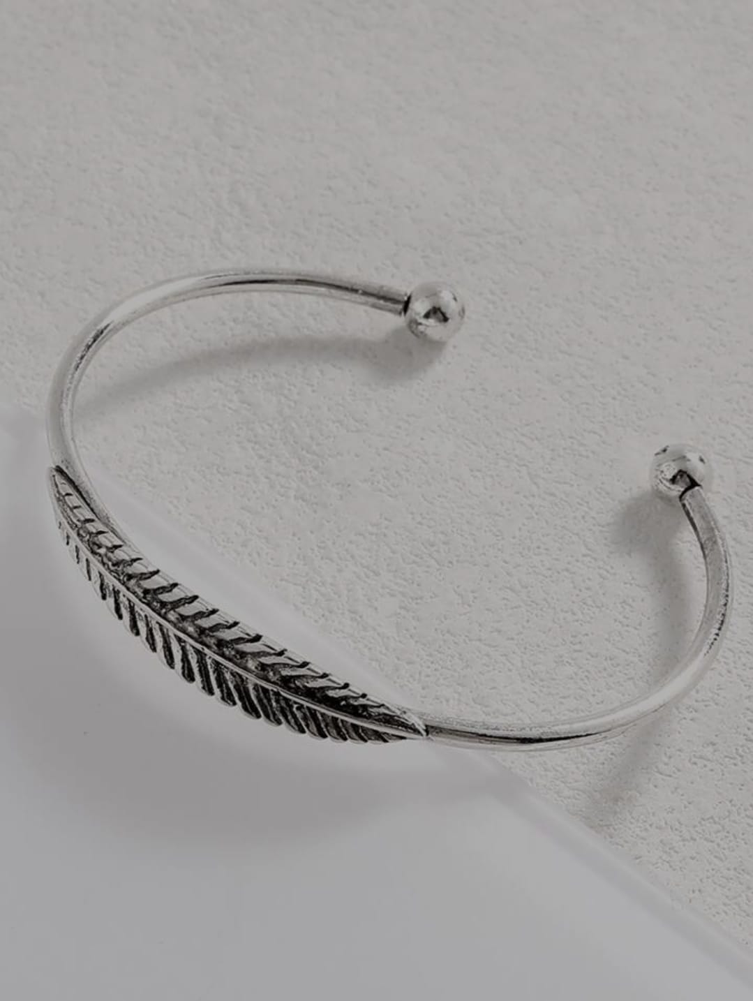 "Vintage-Inspired Leaf Cuff Bracelet"